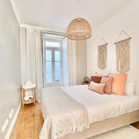 Vila Rosario 3 Studios With Patio By Homeful Homes Лиссабон Экстерьер фото