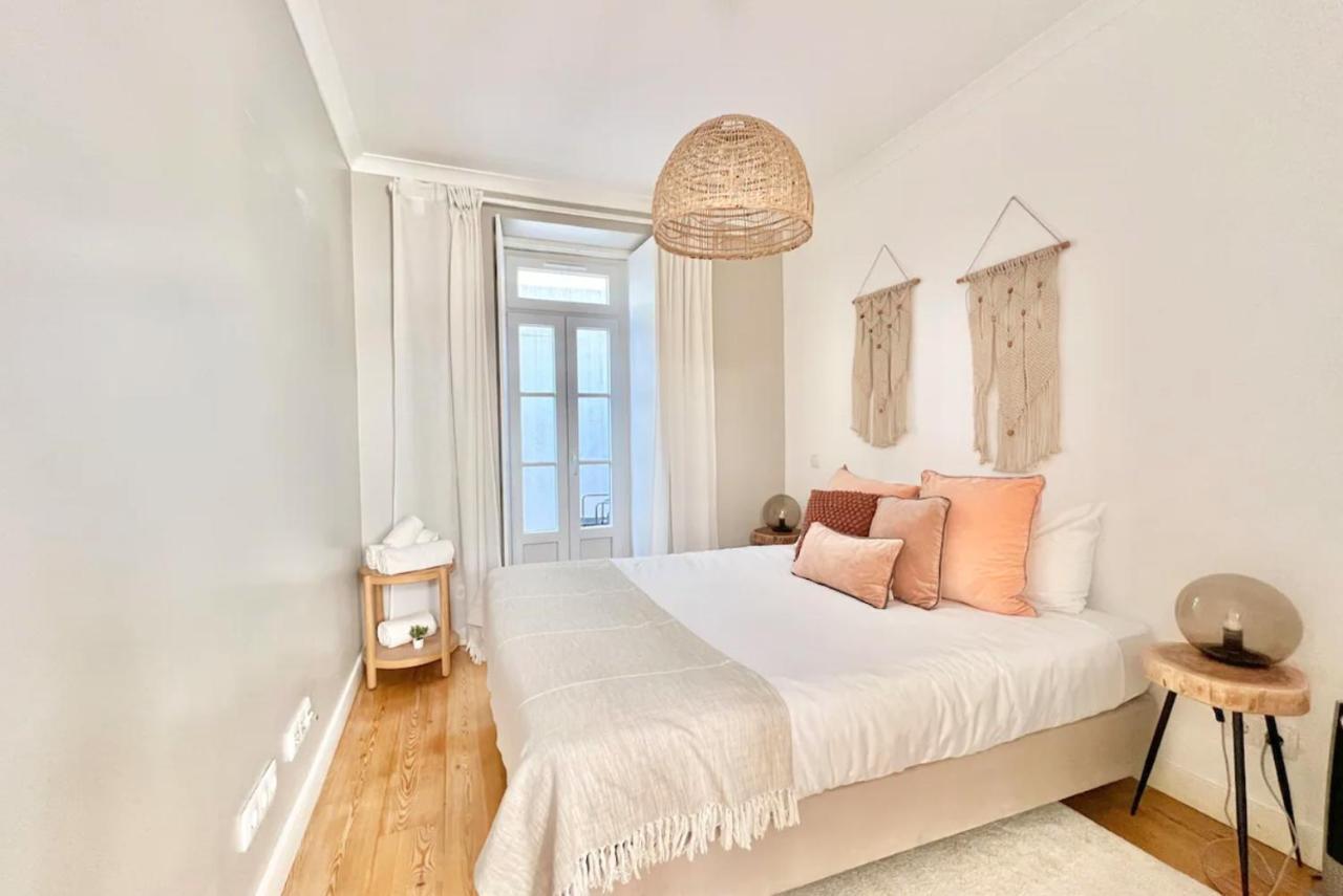 Vila Rosario 3 Studios With Patio By Homeful Homes Лиссабон Экстерьер фото