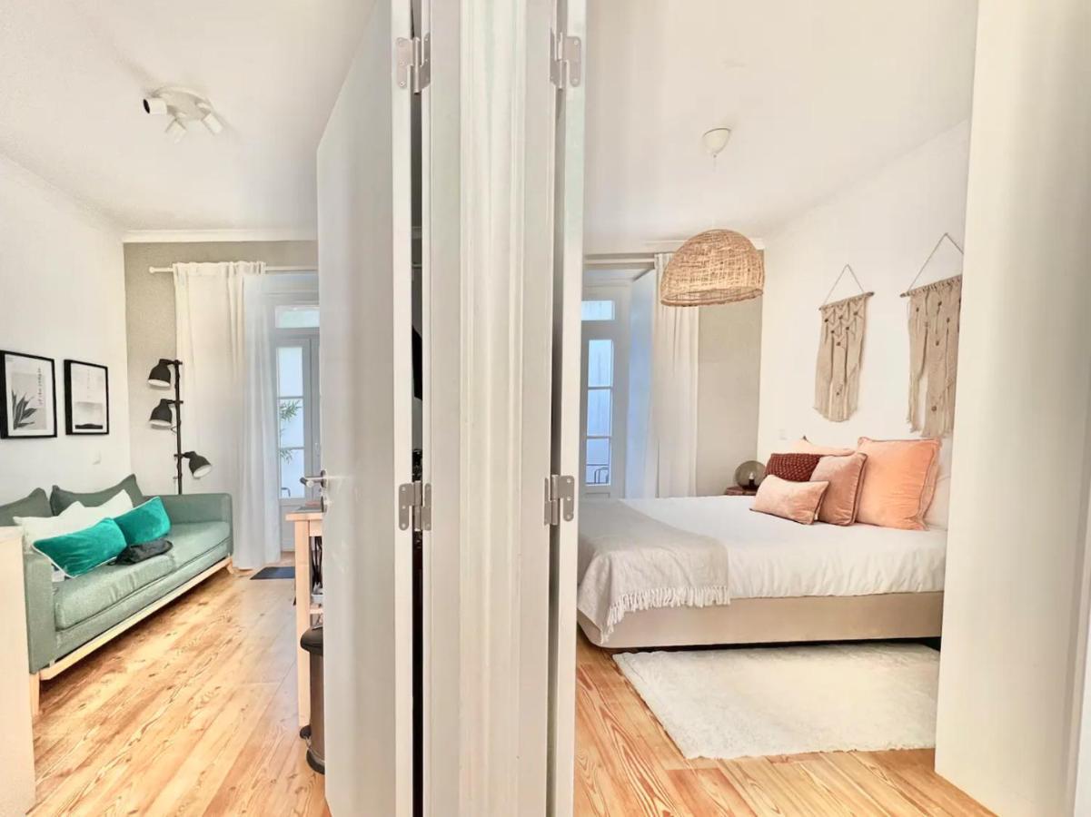 Vila Rosario 3 Studios With Patio By Homeful Homes Лиссабон Экстерьер фото