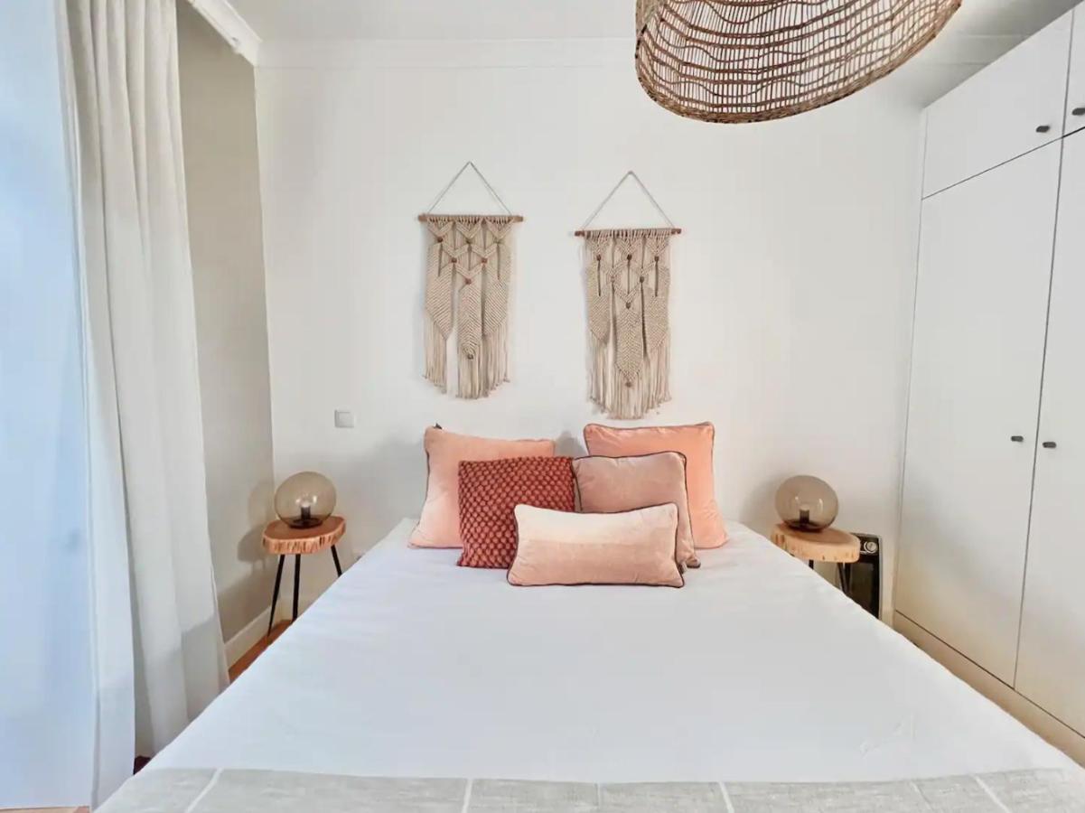 Vila Rosario 3 Studios With Patio By Homeful Homes Лиссабон Экстерьер фото